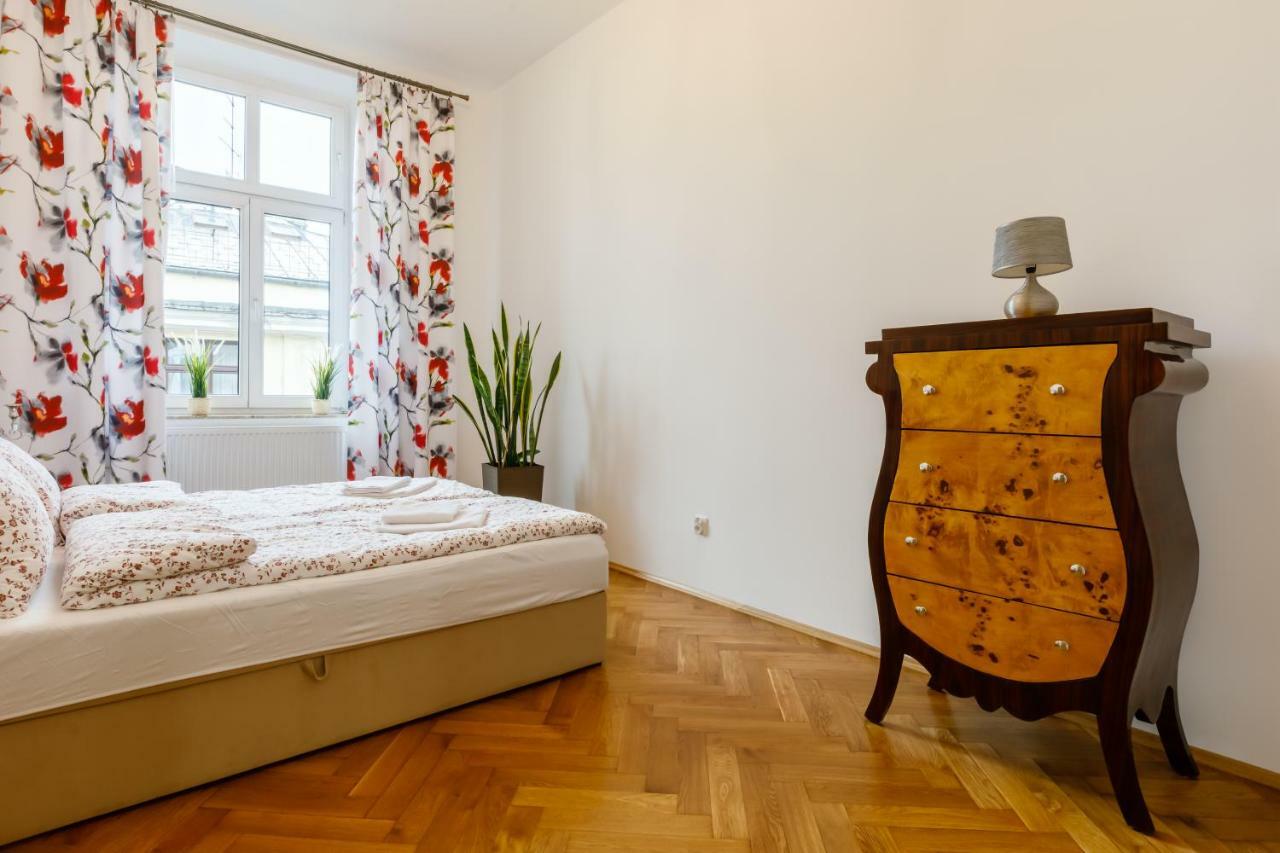 Ok Apartments Old Town クラクフ エクステリア 写真