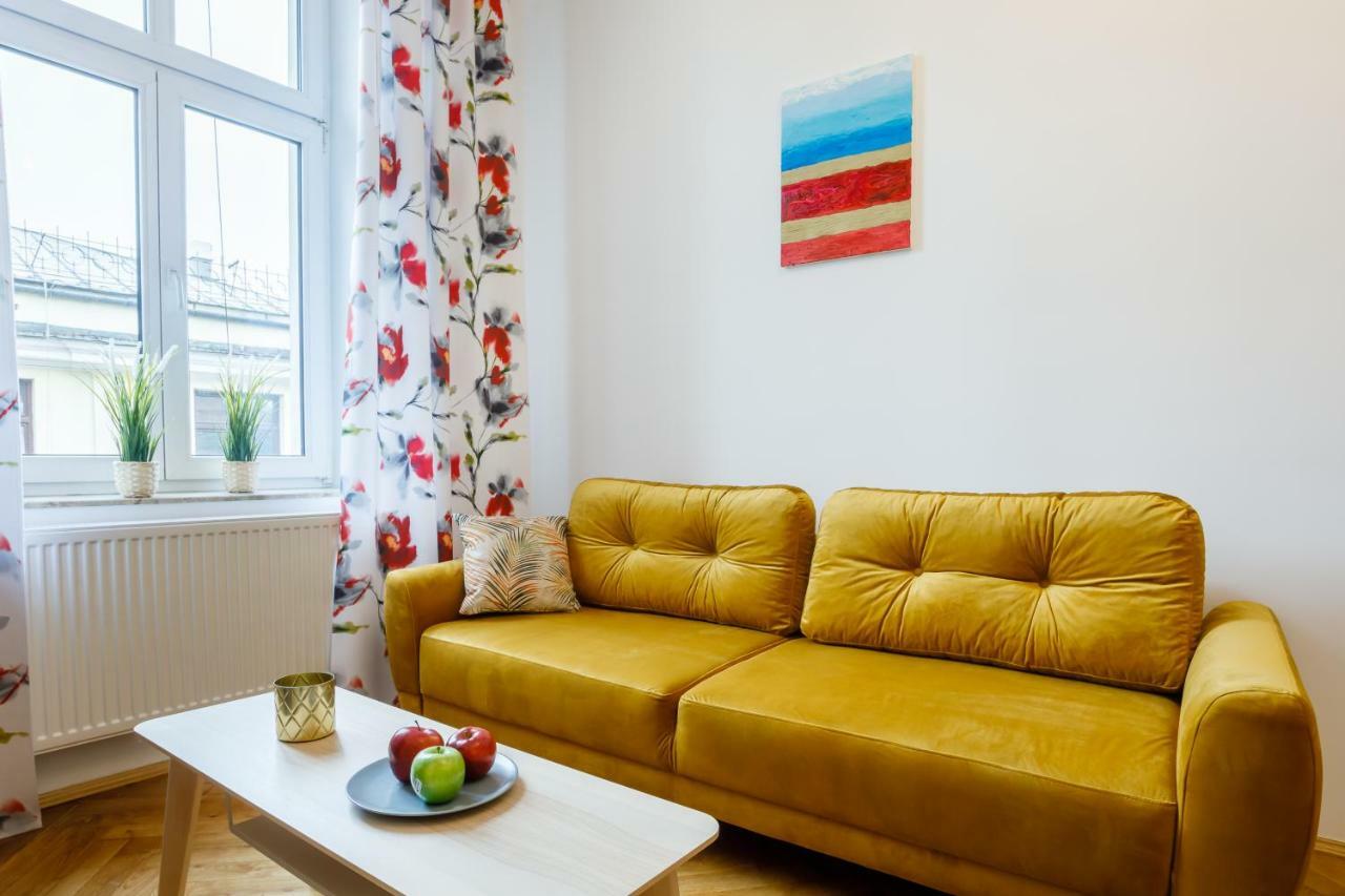 Ok Apartments Old Town クラクフ エクステリア 写真