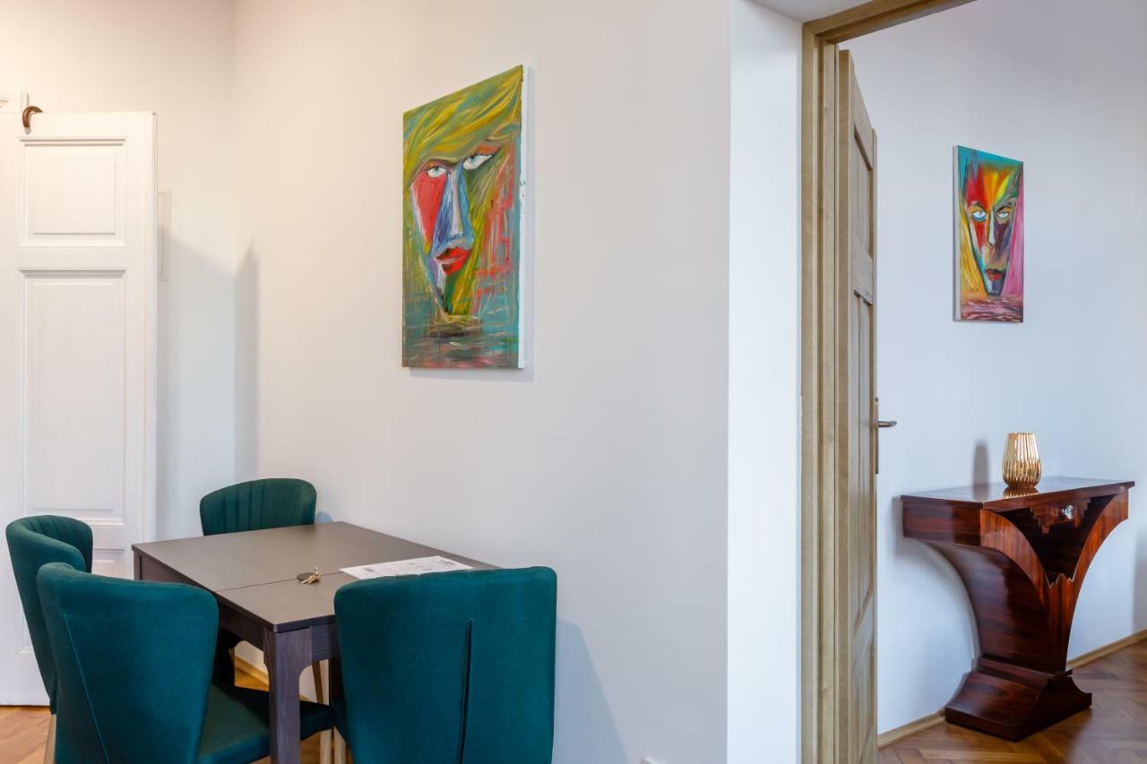 Ok Apartments Old Town クラクフ エクステリア 写真